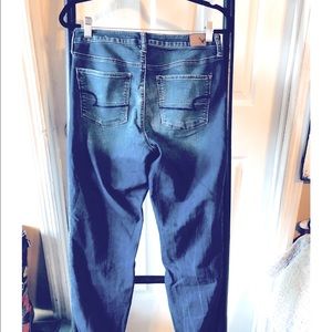 American Eagle Outfitters - Size 2 Jean Jogger - Dark Faded Wash - Super Stretch